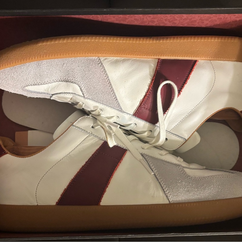 Beckett Simonon White/Burgundy Morgen Trainer Sneakers